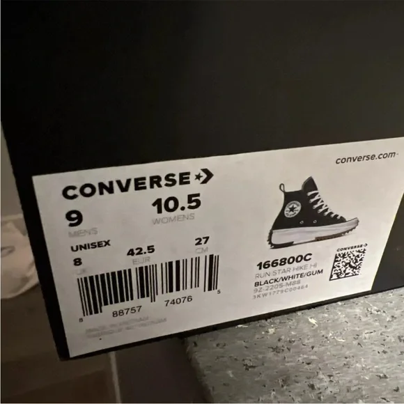 Worn Twice! Unisex converse run star Women’s 10.5/ Men’s 9 - Picture 5 of 6